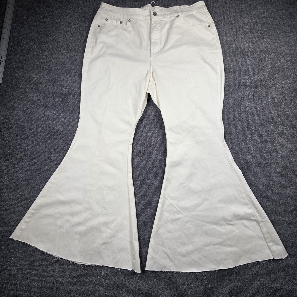 We The‎ Free Jeans 35 Free People CRVY High Rise Lace Up Flare White Denim Pants